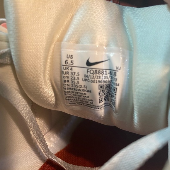 🔥 NIKE WOMEN’S AIR MAX 90 ‘FUTURA’ RED STARDUST/RUGGED ORANGE SZ 6.5 FQ8881-618 - Picture 9 of 10